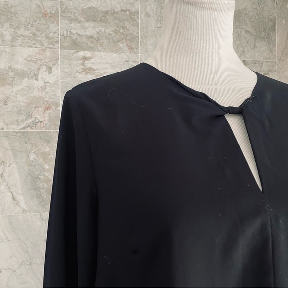 Pixley Twist Keyhole Tie Sleeve Top - Picture 5 of 8